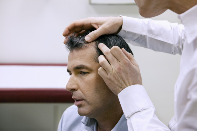 Surgical & Non-Surgical Hair Loss Solutions in Toronto, ON